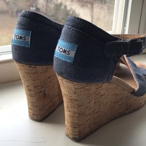 TOMS Denim Wedge Sandal 👡